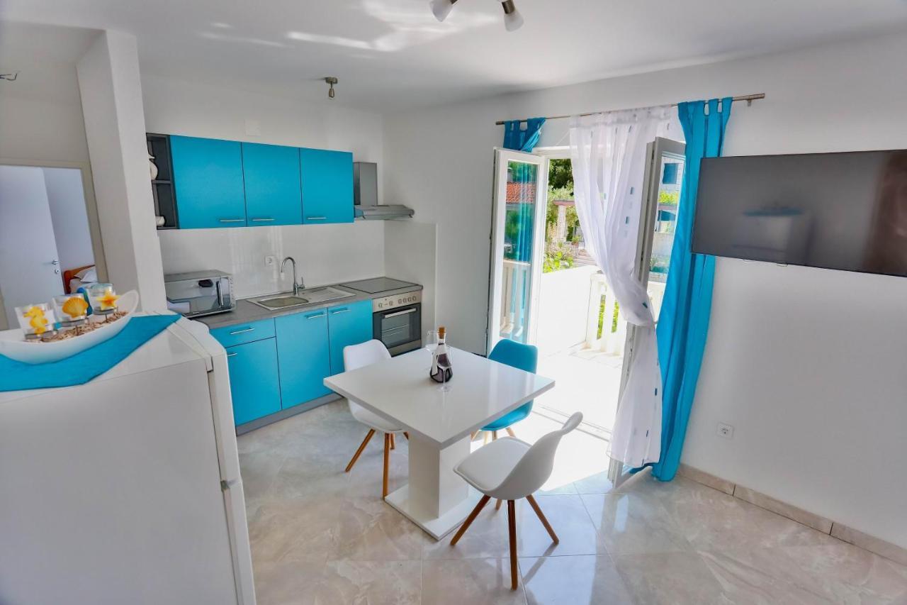 Apartments Lenka Sutivan Exterior photo