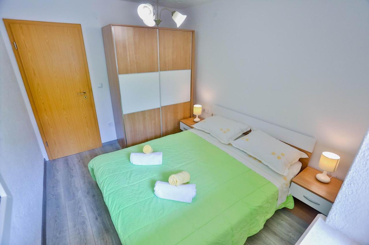 Apartments Lenka Sutivan Exterior photo